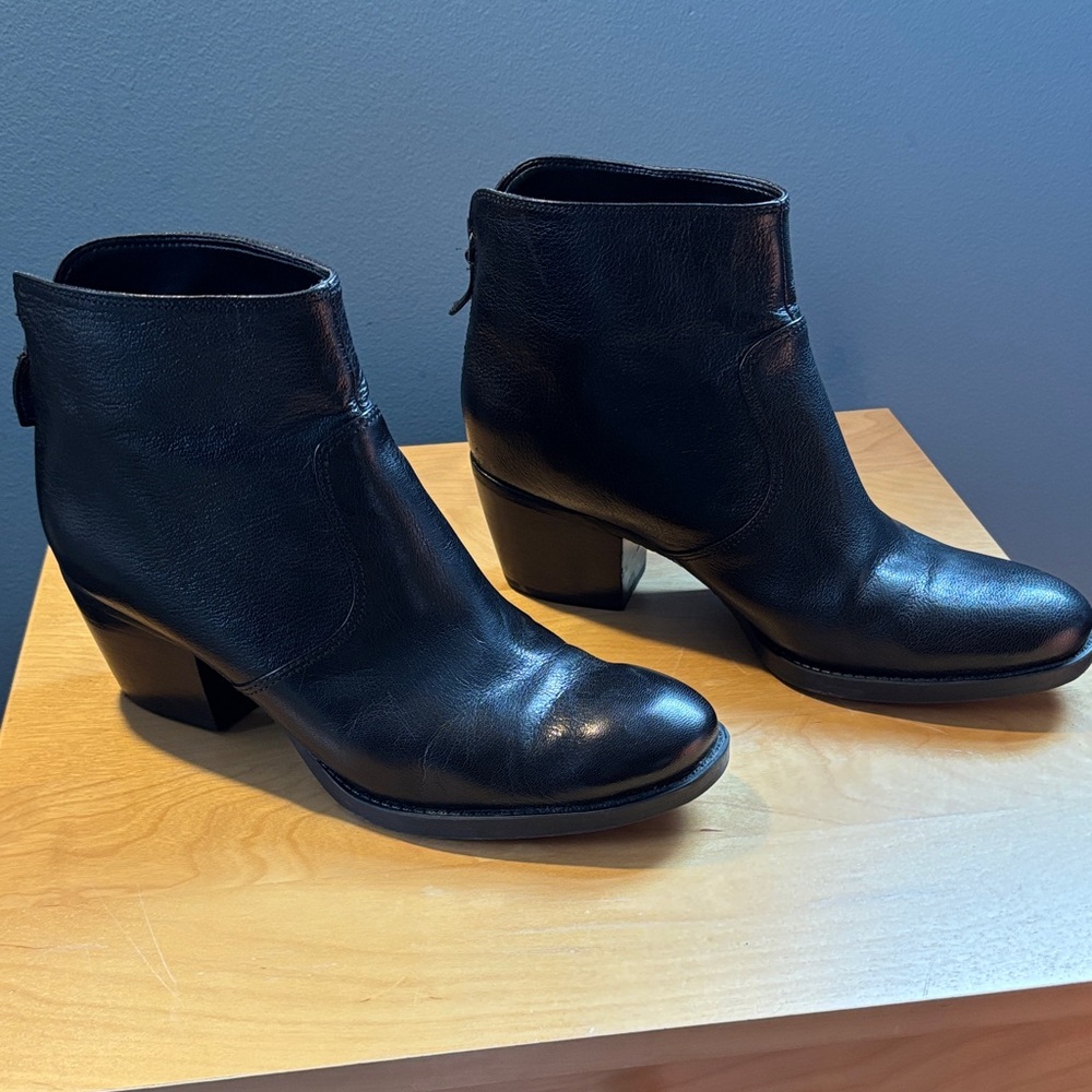 Nine West Black Ankle Booties